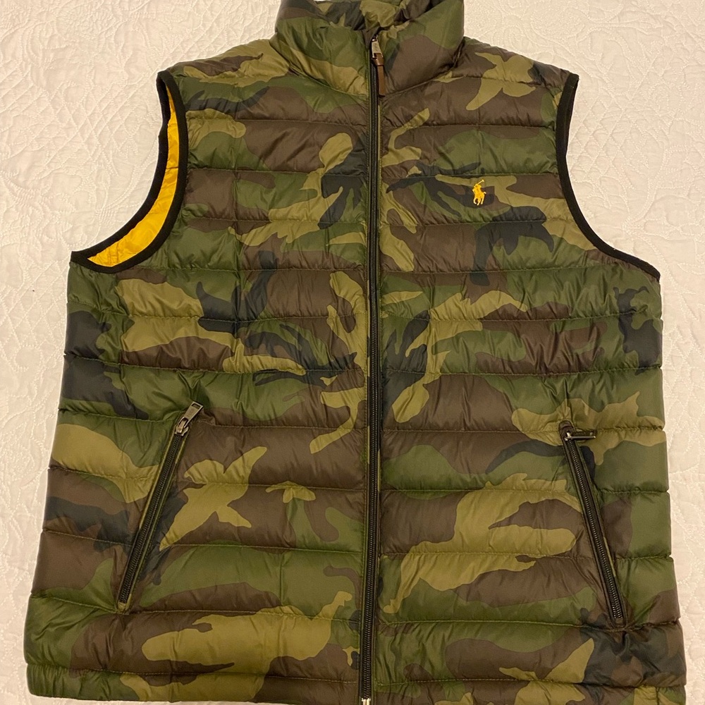 Polo vest size L